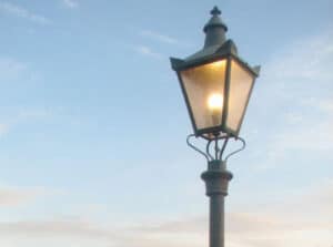 outdoor lantern lights